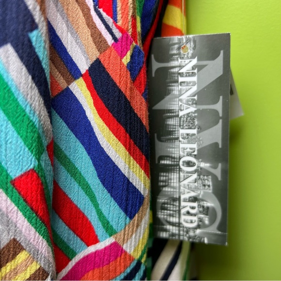 Nina Leonard Sleeveless Float Top multicolored size 1X NWT - Picture 3 of 6